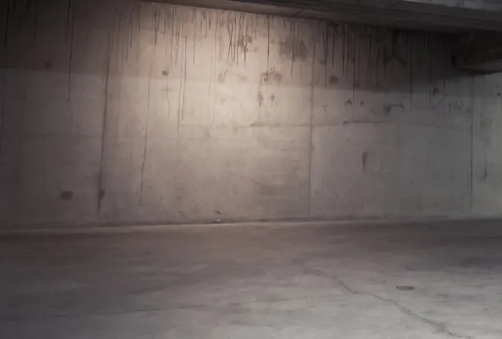 Jak porównać dwie oferty, żeby nie przepłacić, gdy chodzi o posadzki betonowe przemysłowe